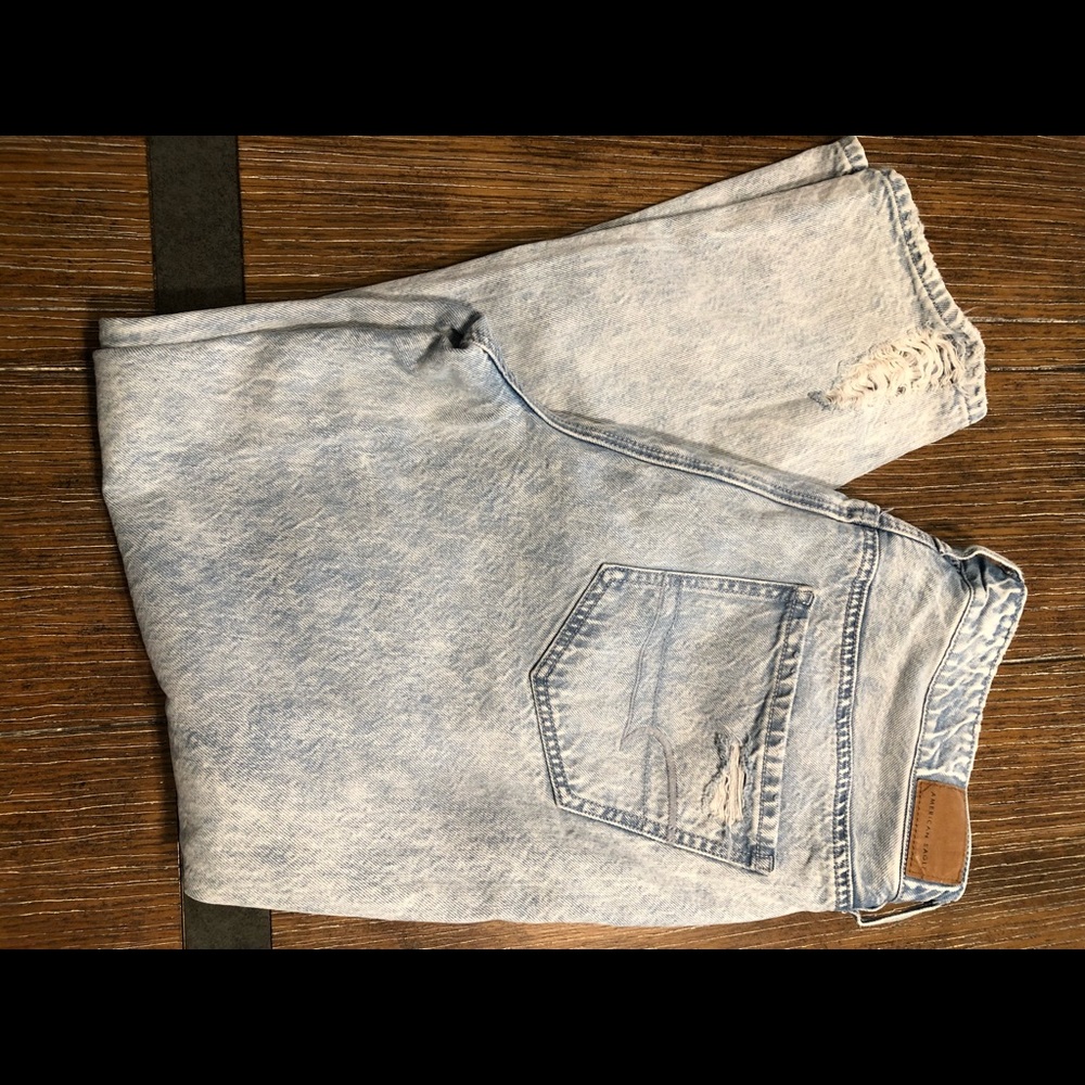 American Eagle Hi-Rise Tomgirl Crop